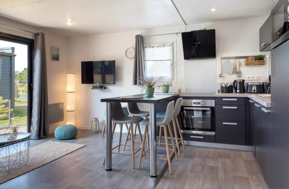 Holiday home Les Trois Mats A Trestel, En Bord De Mer, Sur La Cote De Granit Rose